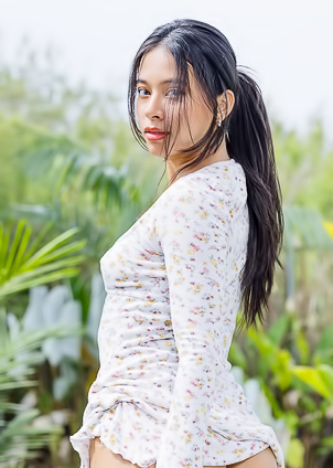 Leyla Grey undresses masturbating in the garden wearing a summer dress and finishes with a notch of peeing