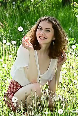 Julia Jacobs starts shy but ends begging for doggy style