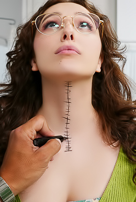 Sultry doctor Leana Lovings dominates her submissive patient