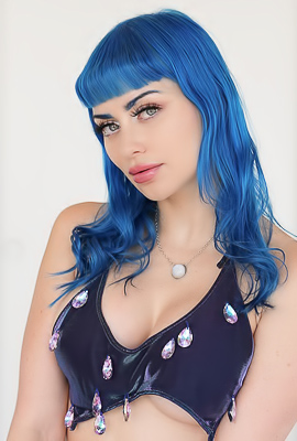 Jewelz Blu seduces with anal climax