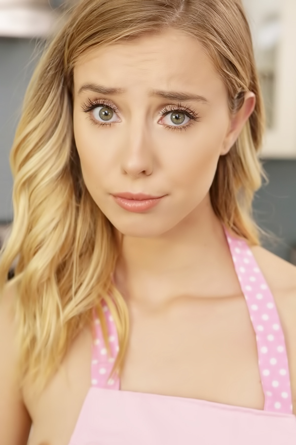 Haley Reed wears nothing but an apron when the dude catches her
